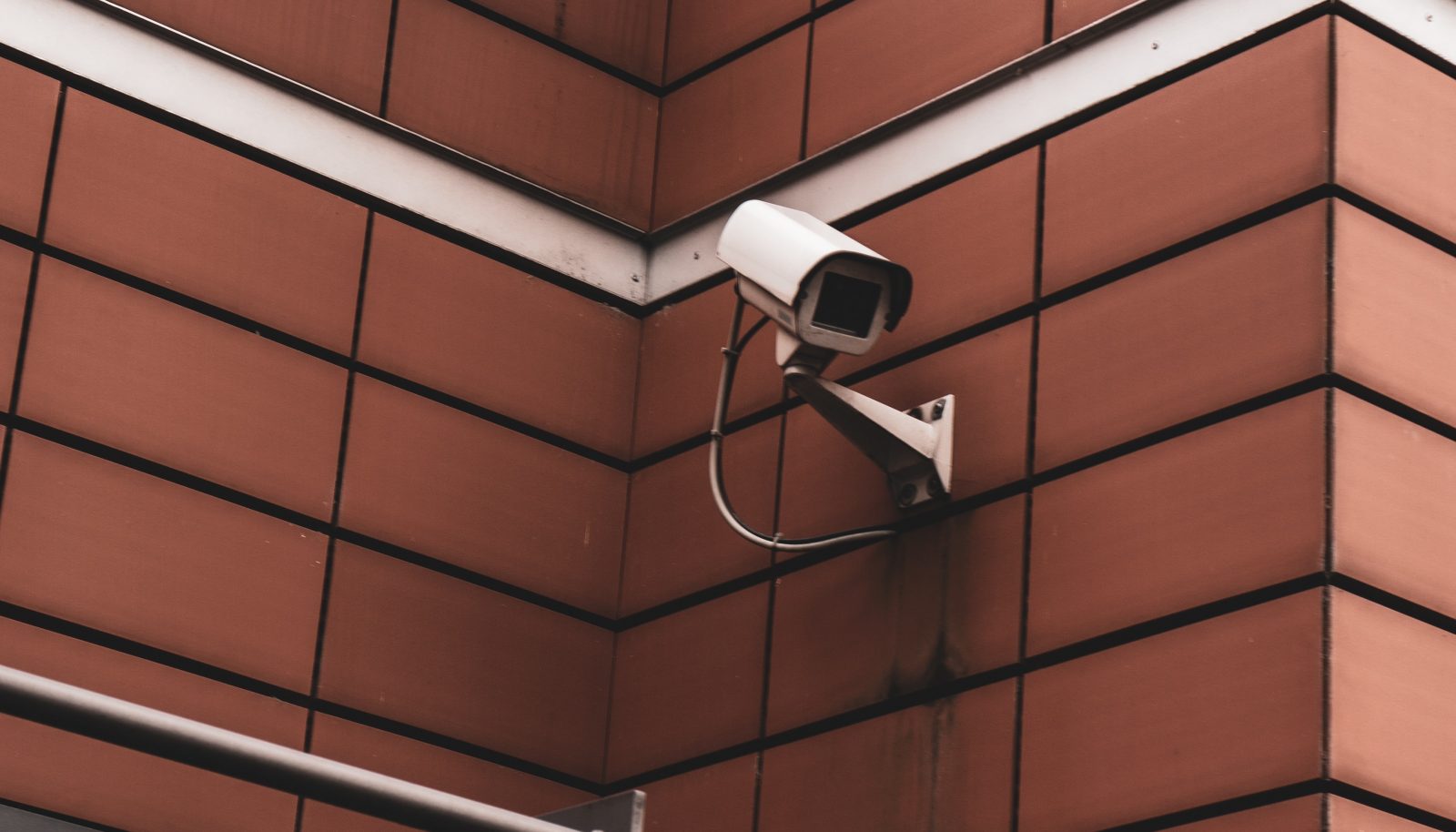 Videosorveglianza nei condomini: quando si oltrepassa il diritto alla privacy?
