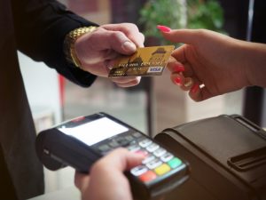 Accedere al credito d'imposta bonus POS 2023